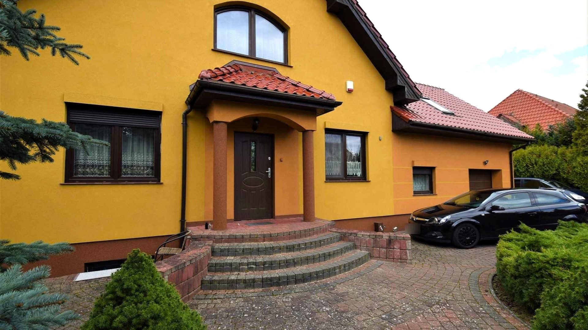 Dom na sprzedaż
